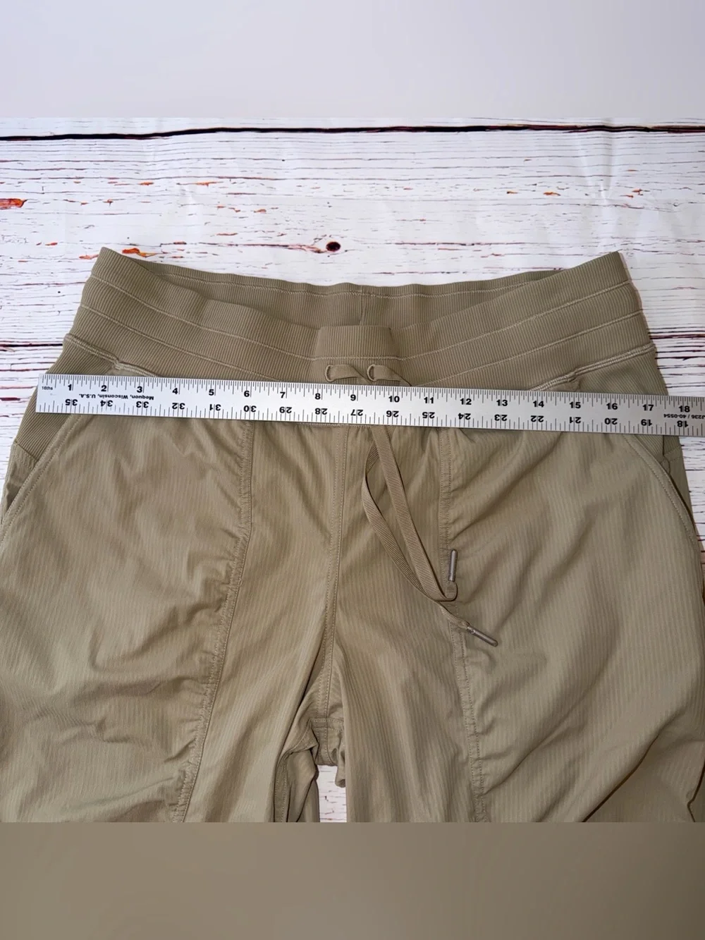 Lululemon Dance Studio Mid-Rise Jogger Full Length 29” Sheer Oak Size 10